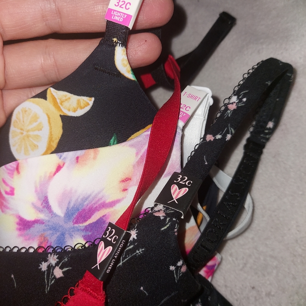 Victoria secret And PINK Bra size 32 C Bundle NWT - Picture 12 of 13